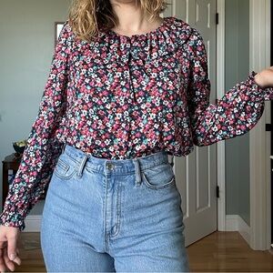 Floral Long-Sleeve Navy Blouse with Ruffle Collar